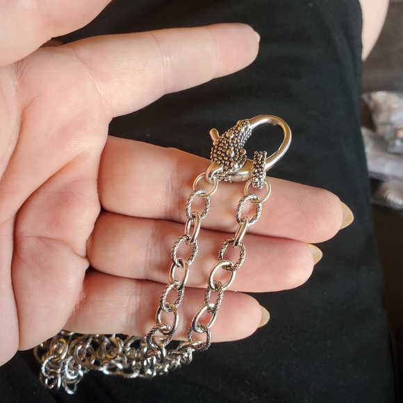 New. Michael Dawkins 24 inch sterling silver chain. Substantial 42 grams. Sold o - Picture 3 of 5